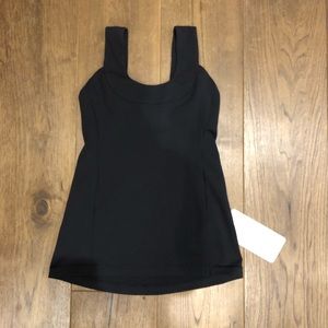 BRAND NEW/ Lululemon Scoop Back Tank/ Blk